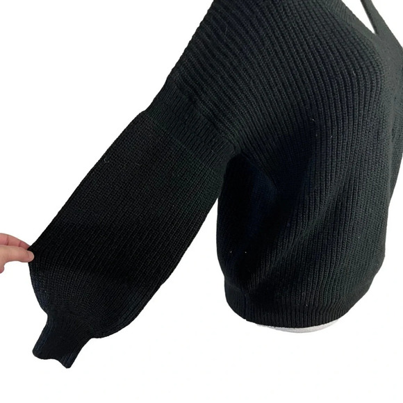 ASOS Design Black V Neck Sweater Size 2 Long Sleeves Knit Pullover Fall Winter - Picture 4 of 7